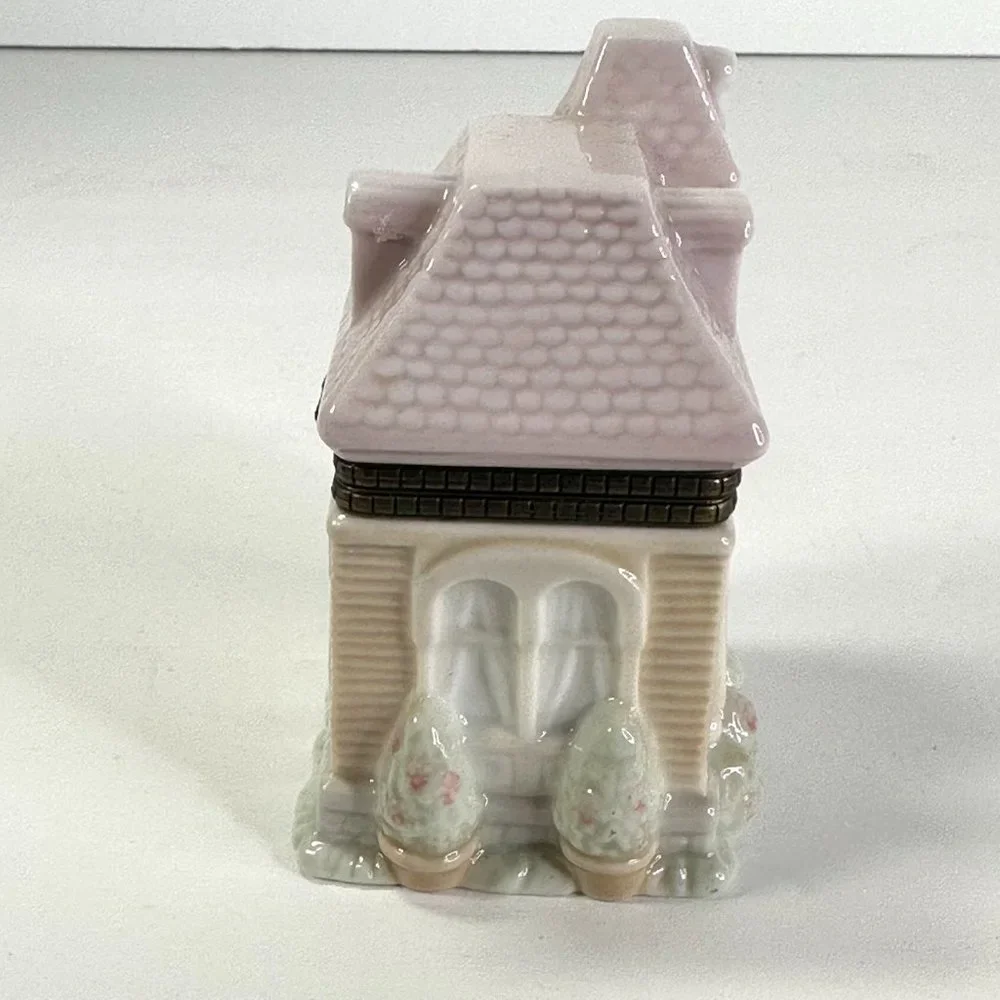 Porcelain Pastel Cottage with Hinged Lid for Trinkets or Rings